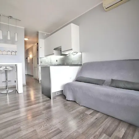 Vue T2 Climatise Marina Baie Des Anges, Etage 11, Plages A 100 M 公寓 卢贝新城